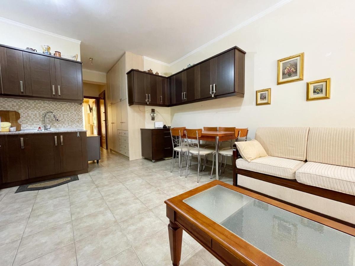 Zeta'S Apartment In Nafplio Exterior photo